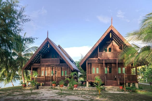 bungalow exterior in bayu lestari island resort pulau besar