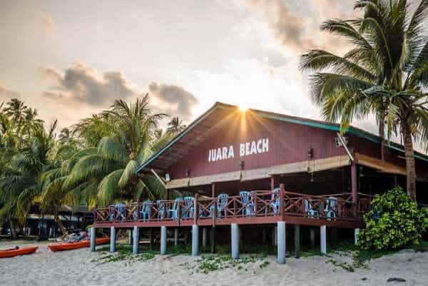 tioman island juara mutiara resort outdoor restaurant building on beach at dusk