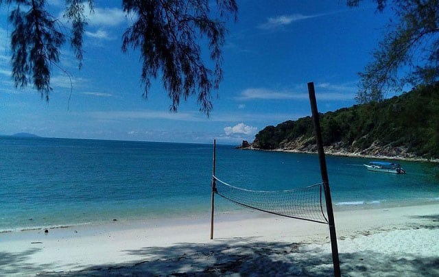 sibu island beach access from rimba resort 